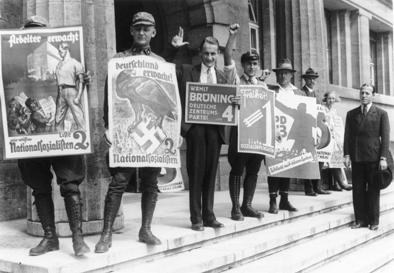 Valgplakater for NSDAP op til valget i 1932