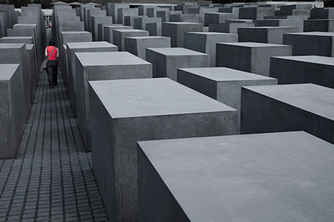 Holocaust Memorial i Berlin. Nazismen så i sin vorden ud som et projekt, der skulle sikre og genskabe Tysklands storhed efter nederlaget i 1. verdenskrig.