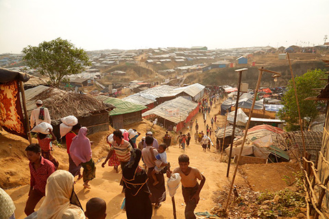 Billede af landsby i Myanmar. I september 2017 blev hundredetusinder af mennesker fordrevet fra deres hjem i Myanmar. 